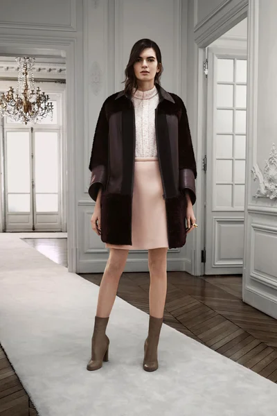 Look 17